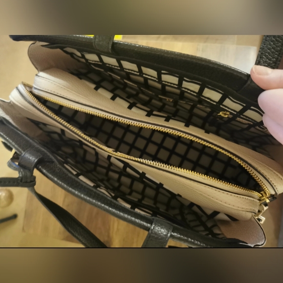 Kate Spade Large Satchel - Picture 3 of 4